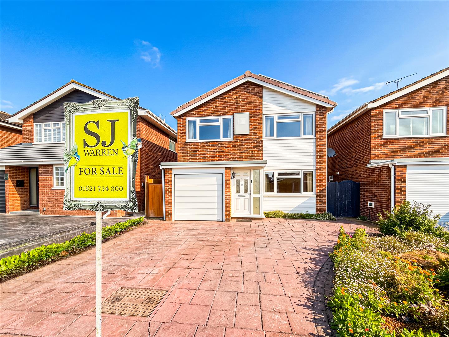 33 Maple Way